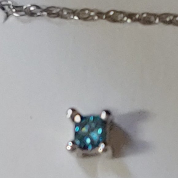 Princess Cut 1/5 CTTW  Blue Diamond Earrings and Pendant in 10K White Gold Set - Picture 4 of 6